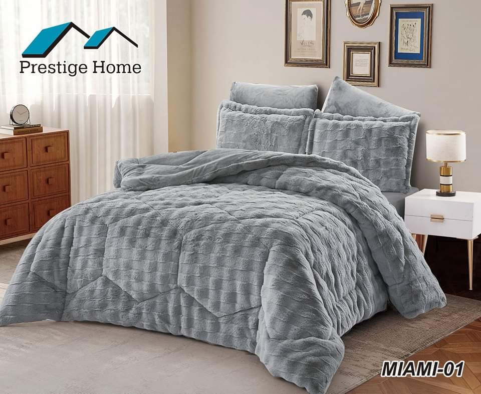 Miami Winter Comforter - Double