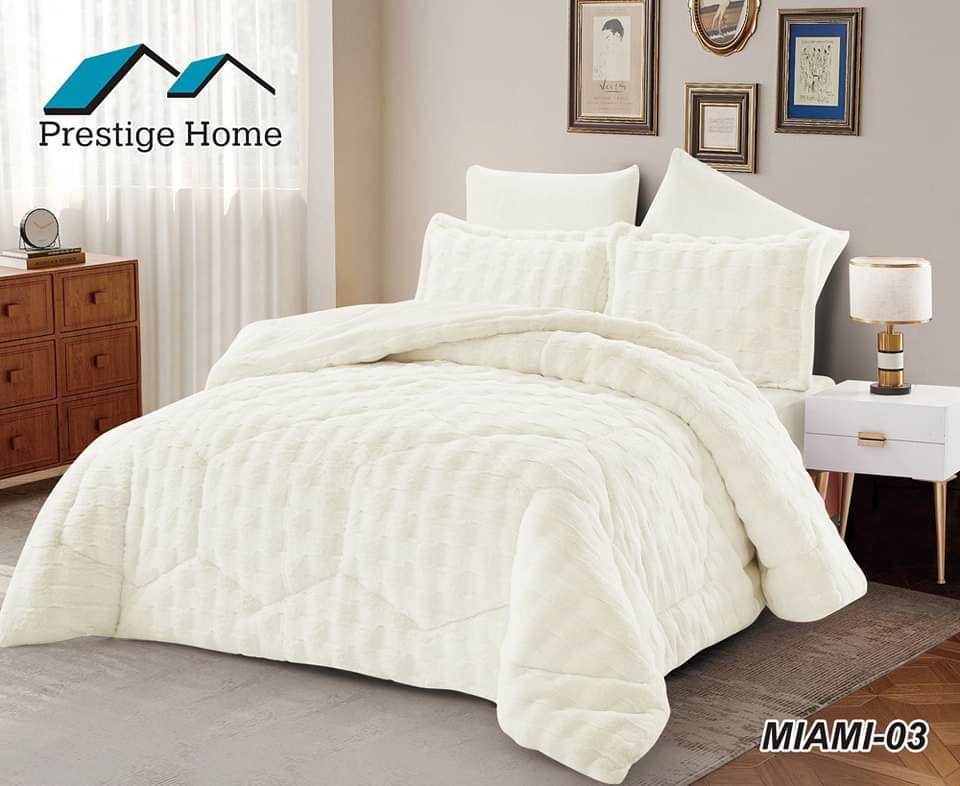Miami Winter Comforter - Double