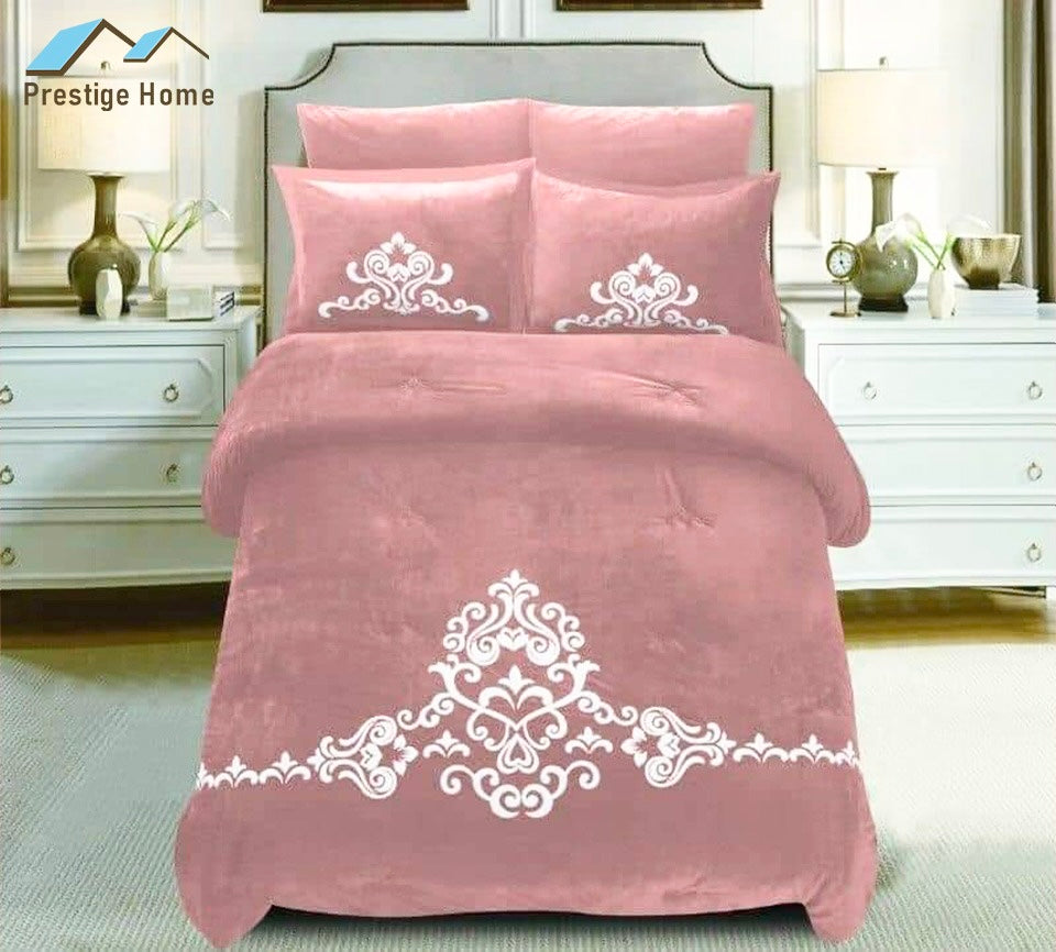 Crown Winter Comforter Set - Double
