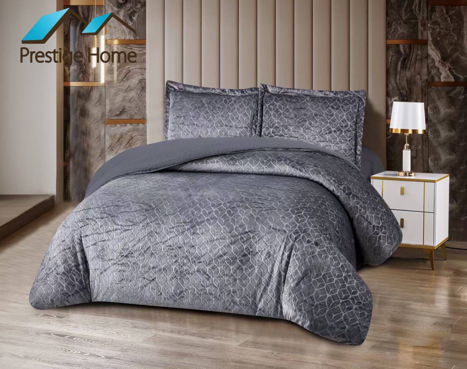 Leaves Embossed Comforter Set - Double