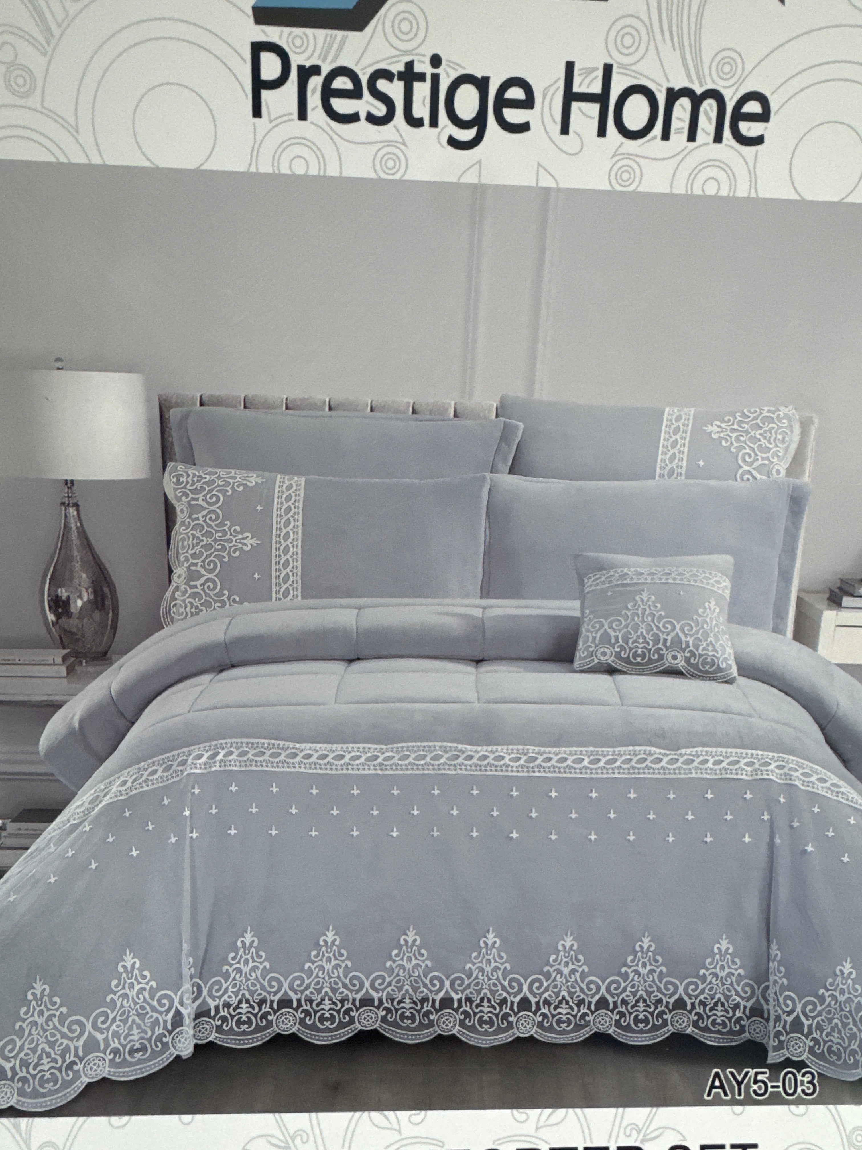 Flannel Dentelle Bridal Comforter Set - 7 Pcs