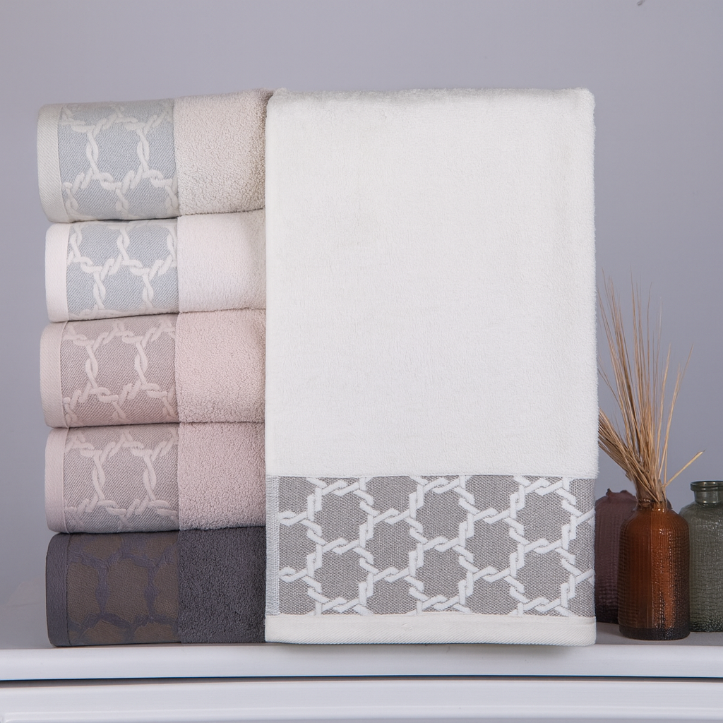 Chain Terry Jacquard Towel - Medium