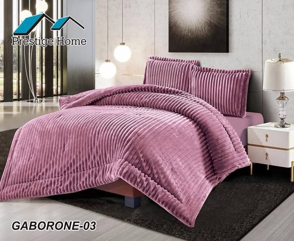 Gaborone Comforter Fur Set - Double
