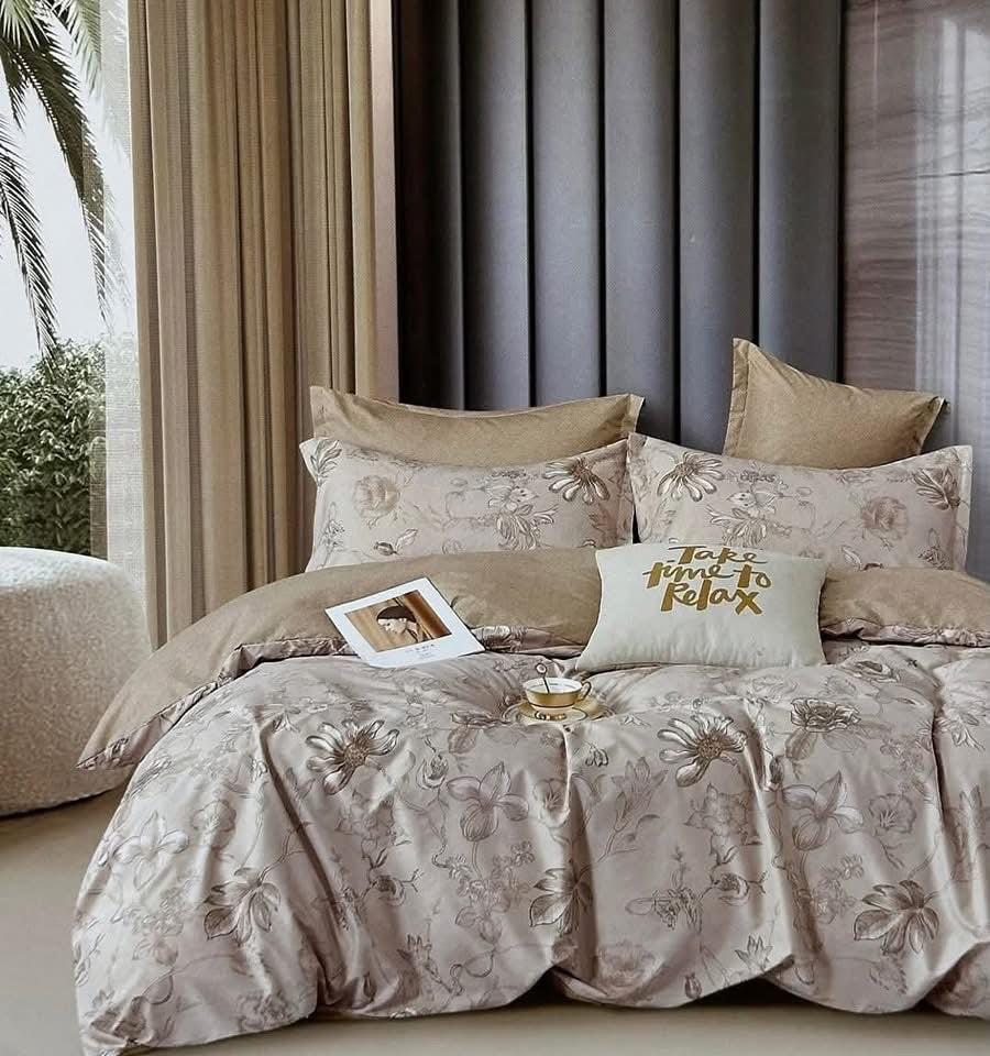 Golden Blossom Luxury Bedding Set - Double