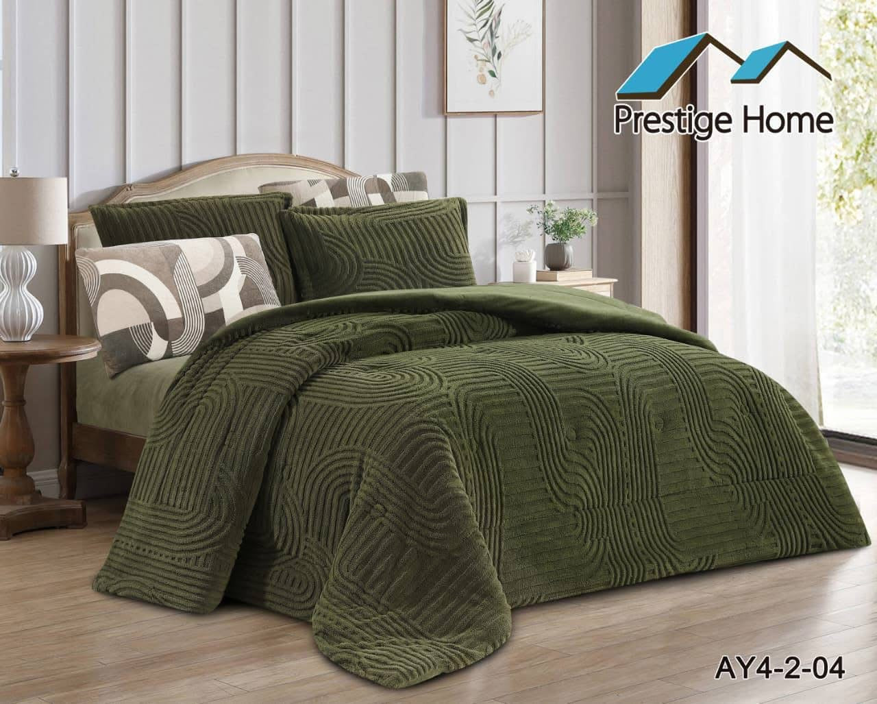 Aurora Sherpa Geometric Comforter Set – Double