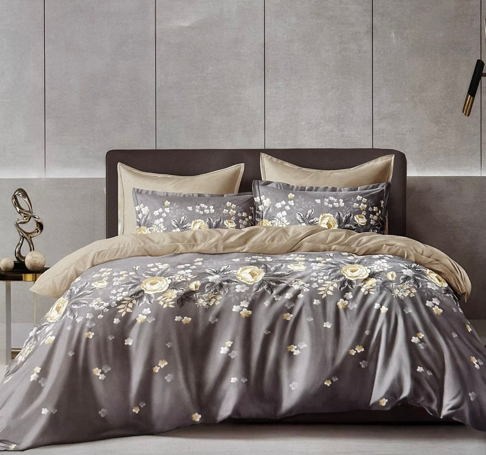 Golden Bloom Elegance Bedding Set - King
