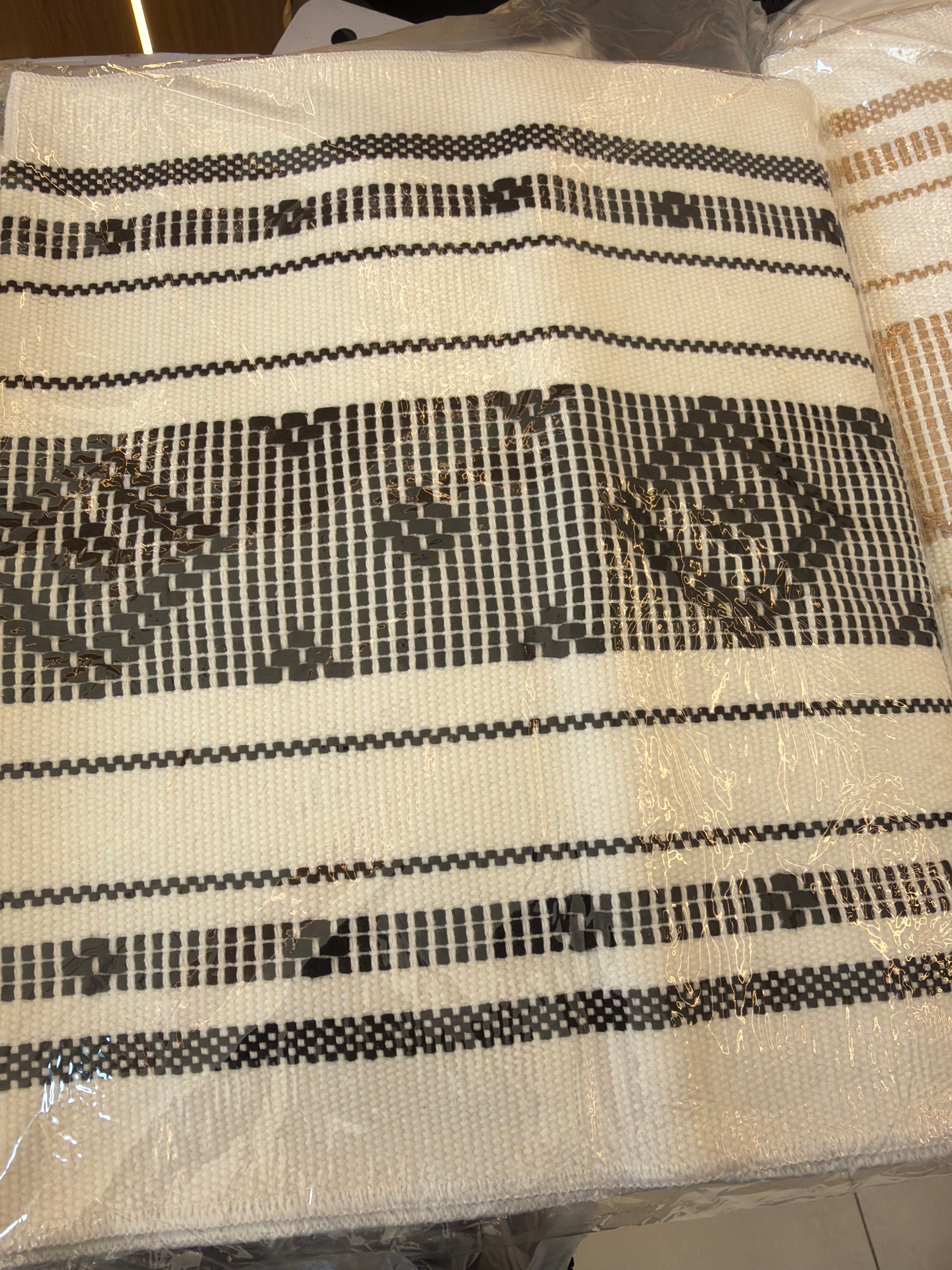 Table Runner