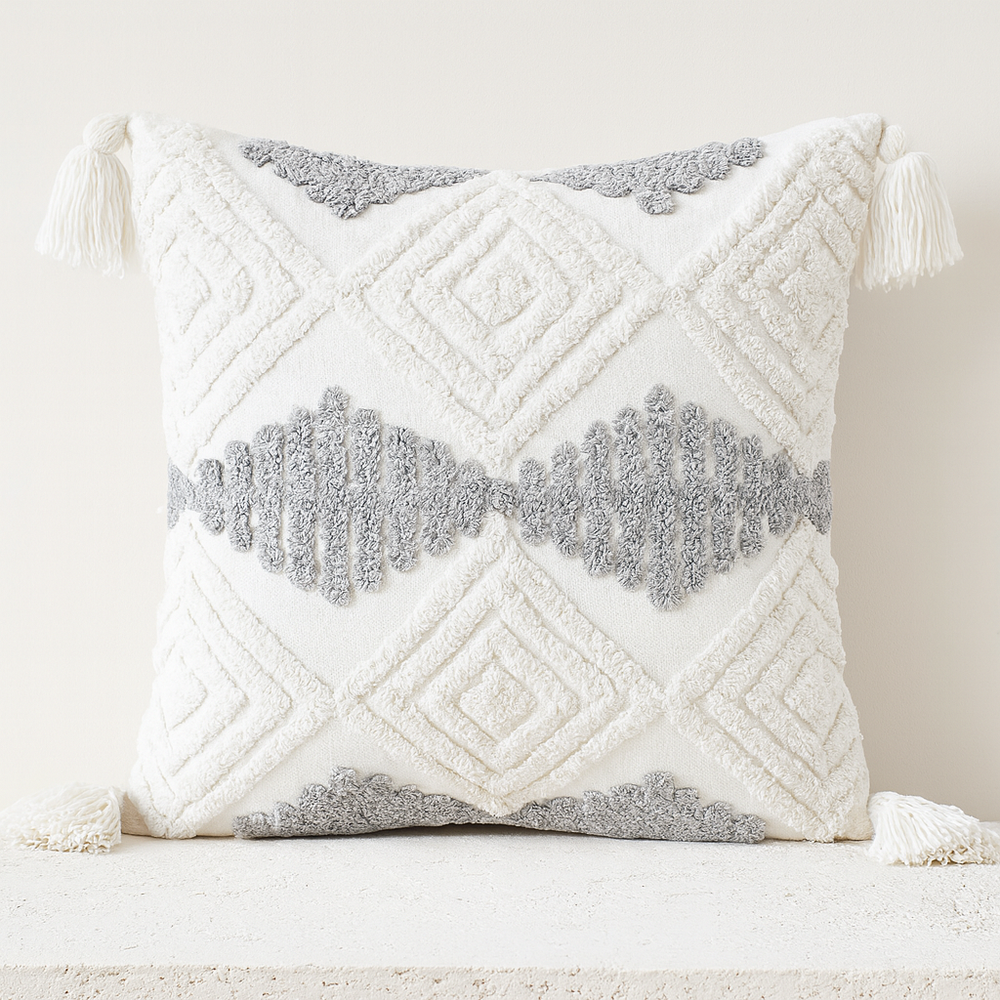 Diamond Weave Cushion with Tassels - 45×45 cm