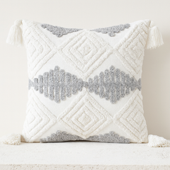 Diamond Weave Cushion with Tassels - 45×45 cm