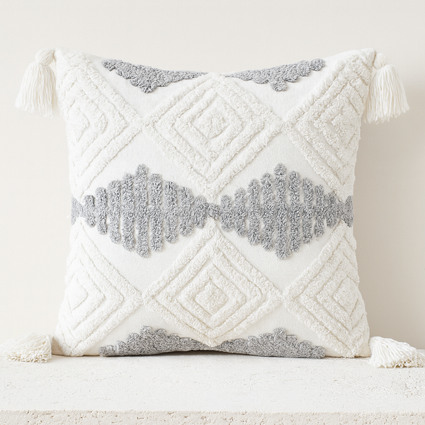 Diamond Weave Cushion with Tassels - 45×45 cm
