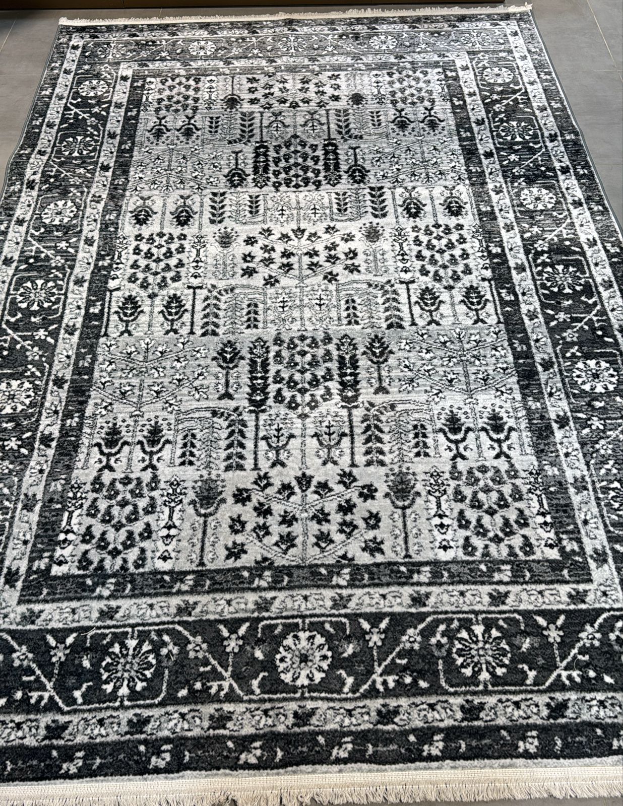 Prestige Winter Carpet