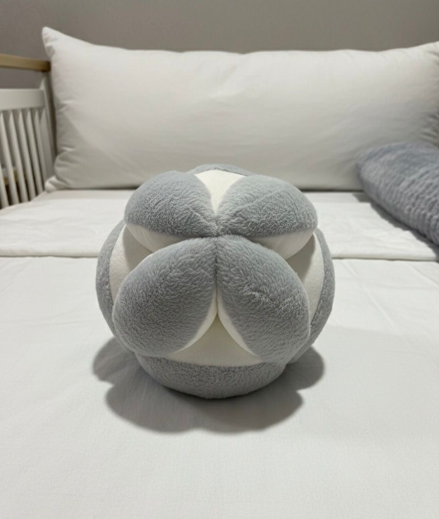 Petal Roll Bolster